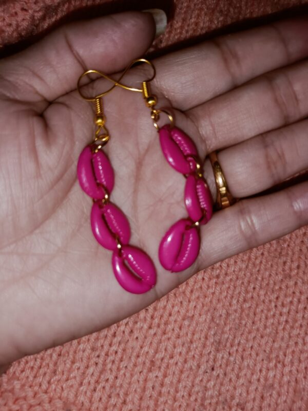 Cowrie Shell Earring - Image 2